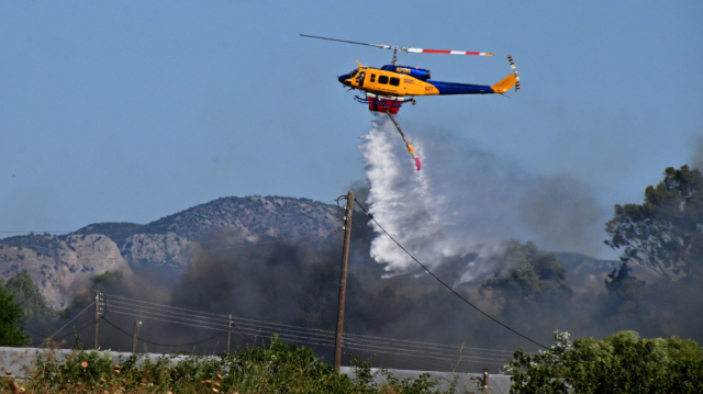 Very high wildfire risk tomorrow in Attica, Crete and areas of Central Greece, the Peloponnese and the North Aegean